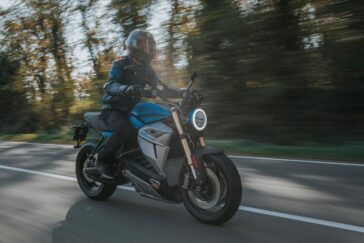 Motocicleta eléctrica italiana del valle del motor