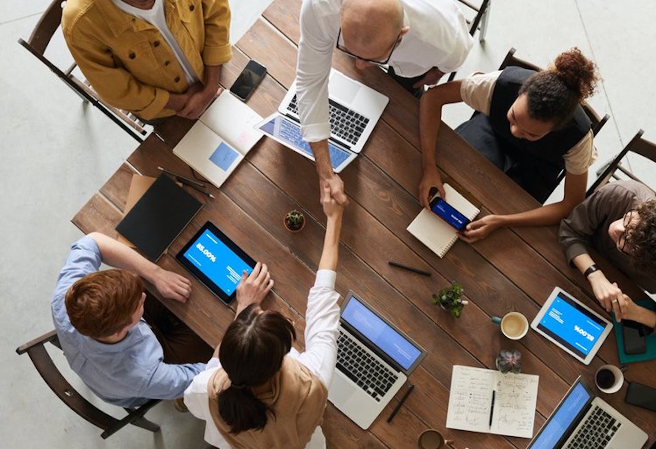 Crea la mejor estrategia de Relaciones Públicas para tu negocio