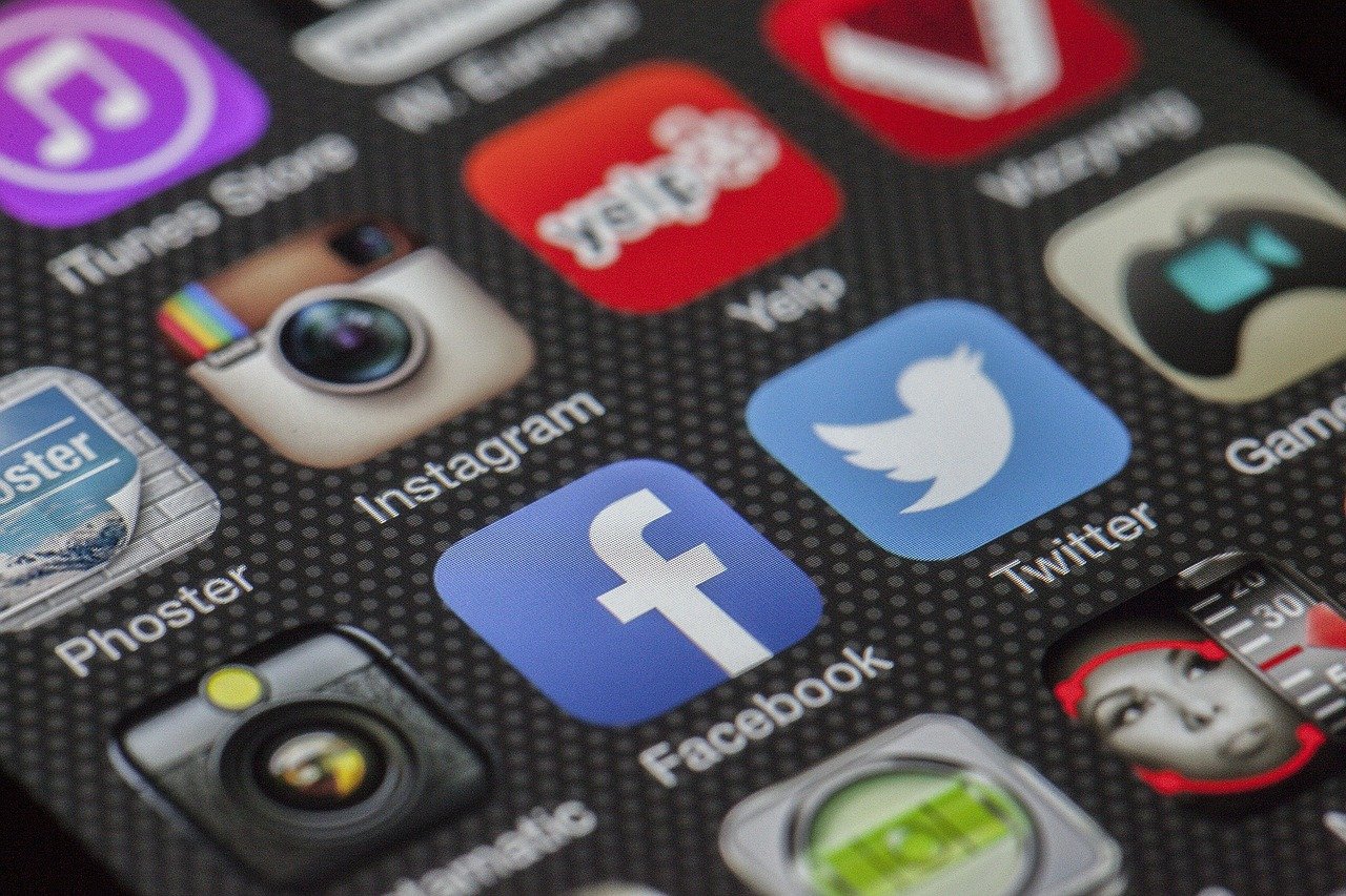 Facebook prueba ‘Reels’ de Instagram para competir con TikTok
