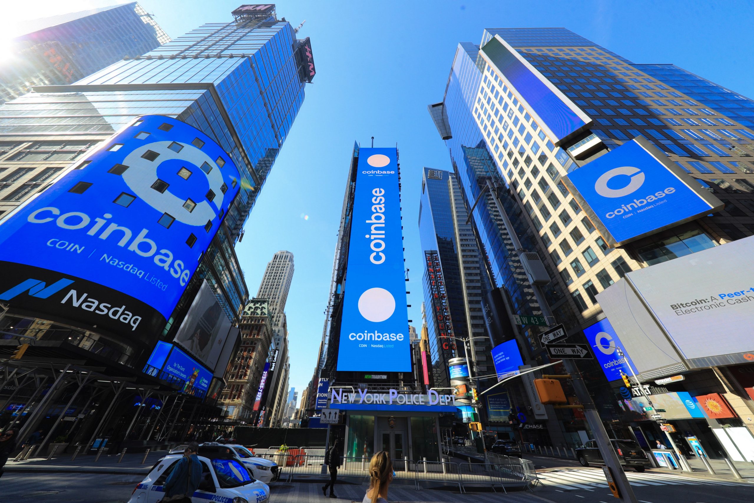 La bolsa de criptomonedas Coinbase debuta en Bolsa