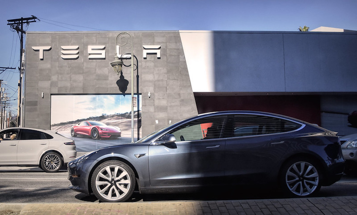 Por qué Tesla y Netflix decepciona a los inversores a pesar de los flujos de efectivo disponibles