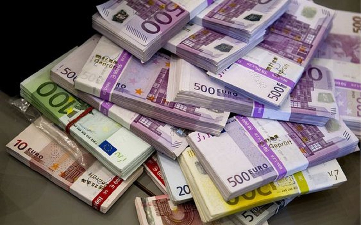 ¿Cómo identificar los billetes falsos fácilmente?