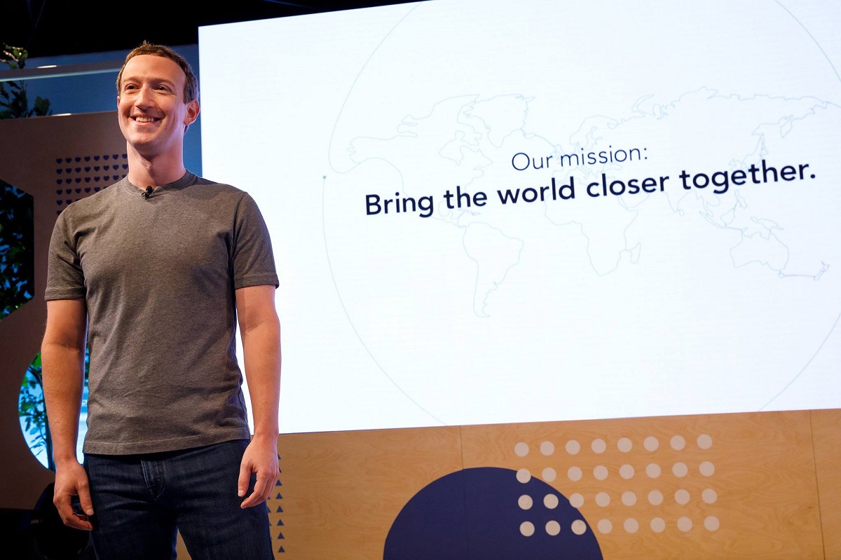 Activos de Zuckerberg suben igual que las acciones de Facebook