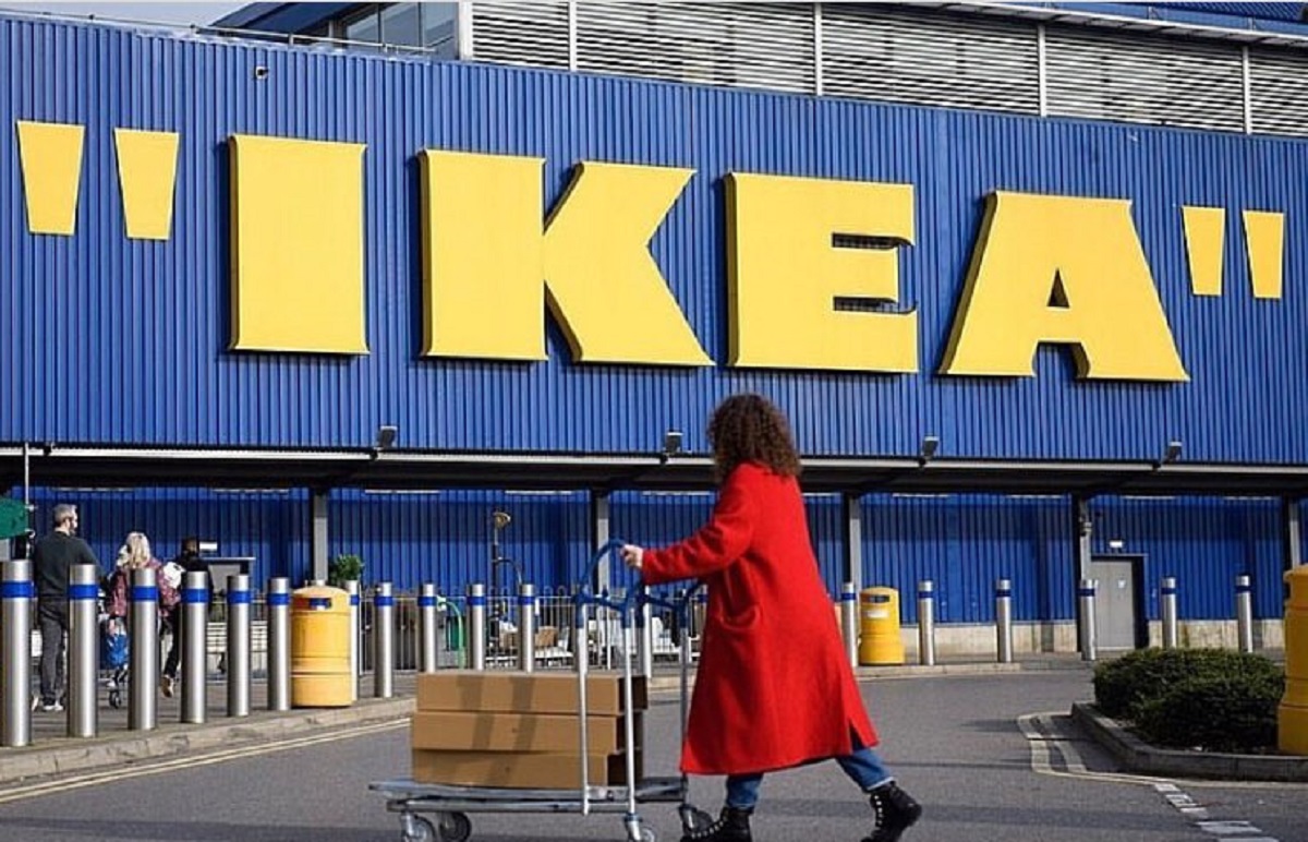 Ikea dice que eliminará los envases de plástico en 2028