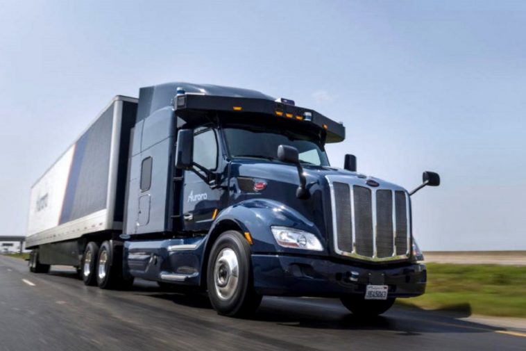 Aurora utilizará Uber Freight para su servicio de camiones autónomos