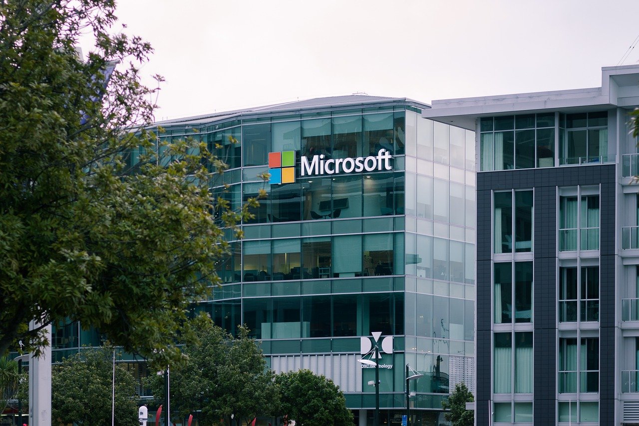 Microsoft incauta 42 sitios web utilizados por un grupo de piratas informáticos