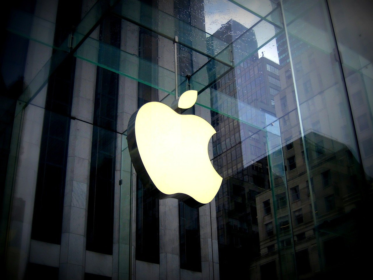 Apple revela accidentalmente una función innovadora del iPhone en una nueva patente