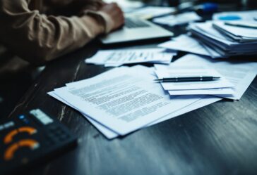 Trump durante la destitución de comisionados de la FTC