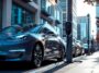 Screenshot dell'app Tesla per iPhone con attività live