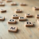 Giocatore che utilizza strategie nel gioco Strands