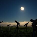 explora las maravillas de la luna en la noche internacional de observacion lunar python 1759561920