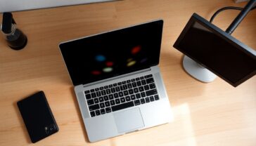 bunsenlabs carbon distro ligera basada en debian 13 con soporte wayland 1772592861