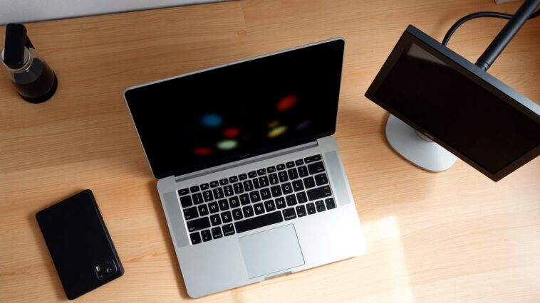 bunsenlabs carbon distro ligera basada en debian 13 con soporte wayland 1772592861